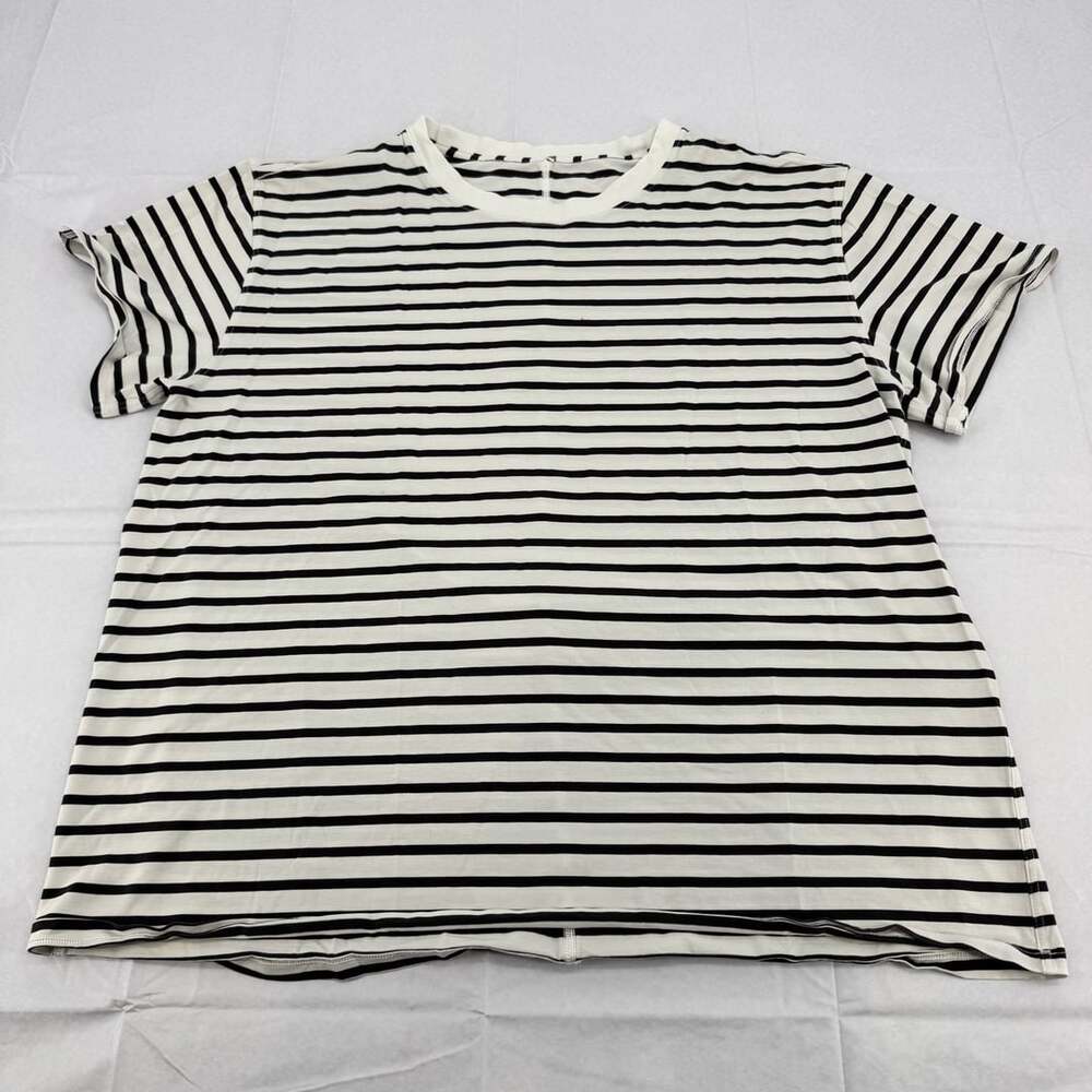 Lululemon Striped Short Sleeve Crew Neck T-Shirt